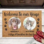 Welkom Funny Dogs House Custom 2 Pet Foto Deurmat<br><div class="desc">Welkom gasten met deze vreemde doormat! "Welkom in ons huis." Pas uw foto's en namen aan uw huisdieren aan. Deze Welkom Doormat is uitgerust met een robuust natuurlijk faux koir en zwart design met pootafdrukken. COPYRIGHT © 2022 Judy Burrows, Black Dog Art - Alle rechten voorbehouden. Welkom Funny Dogs House...</div>