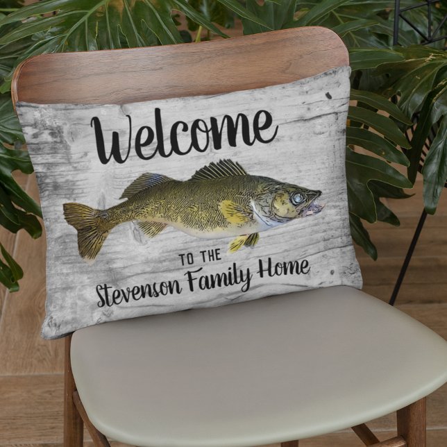 Welkom, Gevist thuisgebruik Walleye Familienaam Accent Kussen (Walleye fishing family pillow for the home, cottage, or cabin)