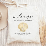 Welkom Gold Scallop Seashell op het doelhuwelijk Tote Bag<br><div class="desc">Dit hotel of deze tas van de bestemmings bruiloft is voorzien van een  afbeelding van een scallop-zegel in gouden faux-folie,  onder het woord "welkom" in elegant zwart handschrift. Pas het aan met je trouwlocatie,  de namen van de bruid en de bruidegom en de trouwdatum.</div>