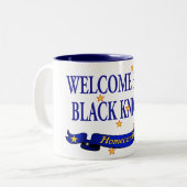 Welkom Home Black Knachten Tweekleurige Koffiemok (Voorkant links)