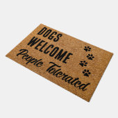 Welkom honden, mensen getolereerd - bijtende grapp deurmat (Schuin)