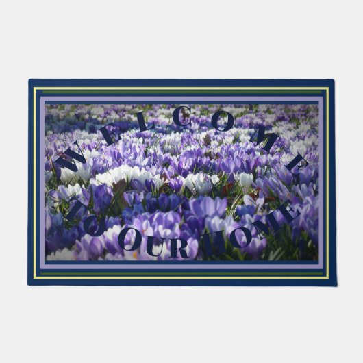 Welkom in ons huis, Floral Crocus Lavender Blue Deurmat (Voorkant)