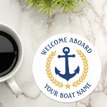 Welkom op het bord Naam Anchor Gold Laurel white Ronde Kartonnen Onderzetter<br><div class="desc">Een stijlvolle,  nautische set papieren onderzetters met een welkomstwoord aan boord en uw persoonlijke bootnaam,  familienaam of andere gewenste tekst. Biedt een aangepast bootanker met gouden laurelbladeren en een ster op wit of past de basiskleur eenvoudig aan om aan te passen aan uw huidige decor of thema.</div>