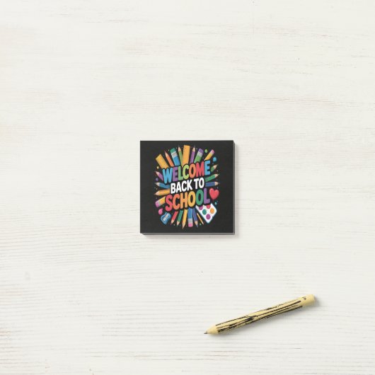 Welkom terug naar school post-it® notes (Op bureau)