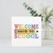 Welkom terug op school – Potlood Illustratie (Staand voorkant)
