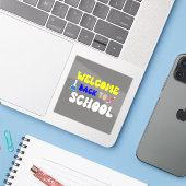 Welkom terug op school sticker (Laptop met iPhone)