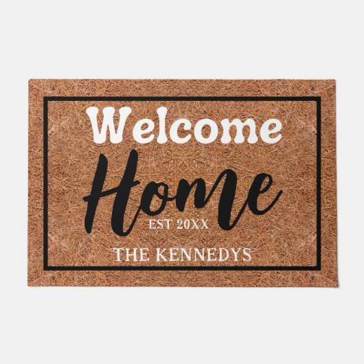 Welkom thuis bij Rustic Coir Custom Name Deurmat (Voorkant)