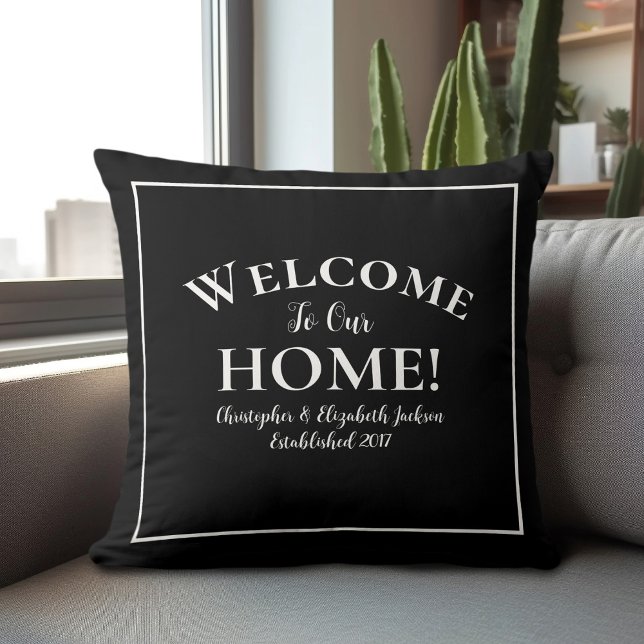 Welkom Thuis Eigen Zwart & Wit Chic Calligrafie Kussen (Welcome Home Custom Black & White Chic Calligraphy Throw Pillow)