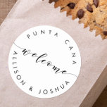Welkom ticker-Labels voor Welkomstpakketten voor g Ronde Sticker<br><div class="desc">Gebruik deze fantastische stickers op uw welkomsttassen of dozen om gasten te verwelkomen in hun hotel. Vul met uw favoriete lokale lekkernijen. Wijzig de achtergrondkleuren naar alles wat je wilt!</div>