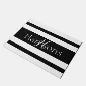 Welkom zwarte en witte stripes monogram deurmat (Schuin)