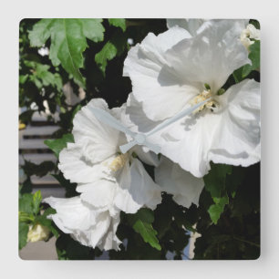 welkome witte bloemen vierkante klok