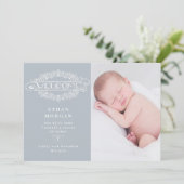 Welkomstscript Butterfly Blue Geboorteaankondiging Kaart (Staand voorkant)