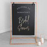 Welkomstwoord Vrijgezellenfeest Gold voor modern z Folie Afdrukken<br><div class="desc">Het moderne Zwarte Manuscript van de Calligrafie Welkome Vrijgezellenfeest Real Gold Foil Prints Poster. Pas het aan met een jouw naam van keuze, zet het in een lijst of op karton om in een metaal lijst te hangen of zet het op een esel. De achtergrondkleur kan indien nodig in het...</div>