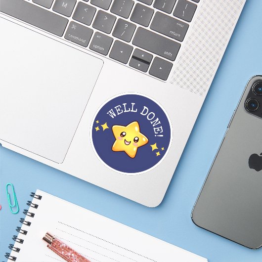“Well Done” Motivationsaufkleber mit Kawaii Stern Sticker (Laptop met iPhone)