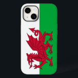 Welsh dragon flag Case-Mate iPhone 14 hoesje<br><div class="desc">iPhone 14 hoesje met de vlag van Wales (deel van Groot-Brittannië en Noord-Ierland) met rode draak,  witte en groene vlag</div>