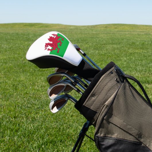 Welsh dragon flag golfheadcover (Insitu)