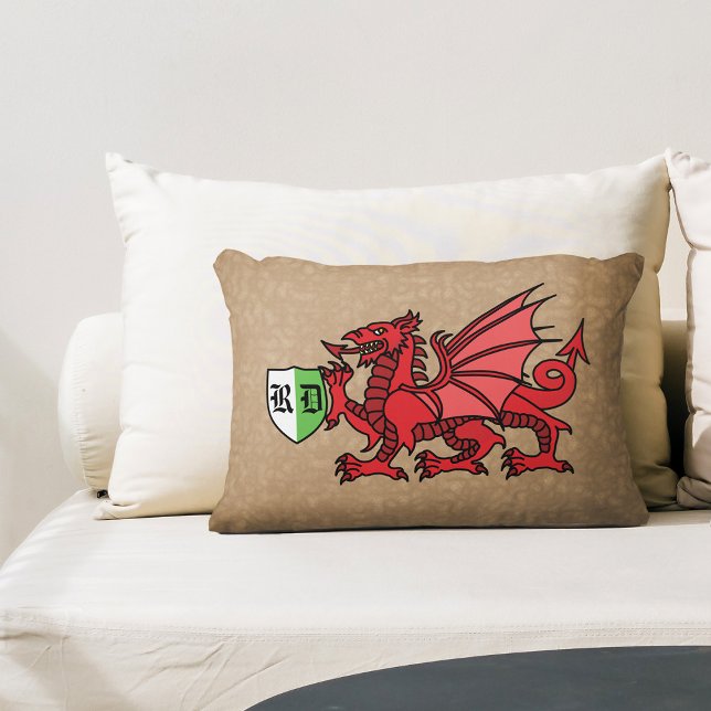 Welsh Dragon Monogram Buitenkussen (Creator heeft geüpload)