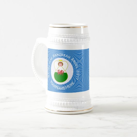 Welsh Flag Angel Hanukkah Bierpul (Voorkant links)