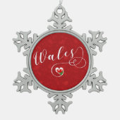 Welsh flag in Heart, Wales Tin Sneeuwvlok Ornament (Voorkant)