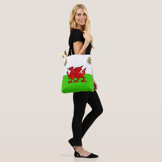 Welsh flag tote bag (Op model)