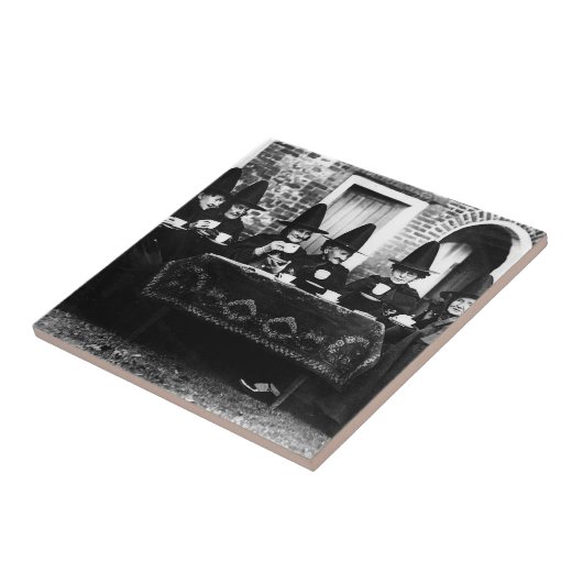 Welsh heksen hebben thee crone theatime tegeltje (Zijkant)