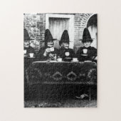 Welsh Witches - Tea Party  Legpuzzel (Verticaal)