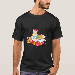 Welshe Corgi Hond Kerstmis Is Doos Hond Licht Boom T-shirt