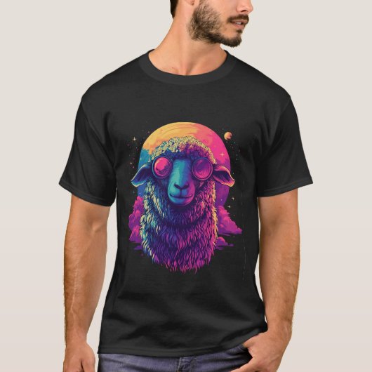 Weltraum-Schaf im Retro-Design T-shirt (Voorkant)