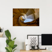 Wendelende trap naar beneden poster (Thuiskantoor)
