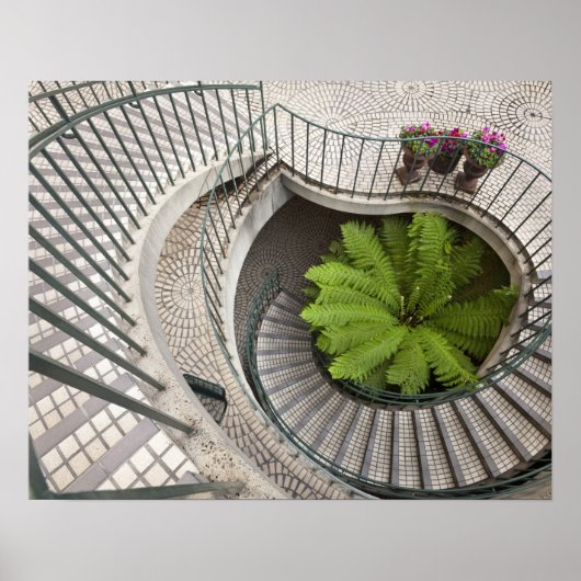 Wendeltreppe in het Embarcadero Center Poster (Voorkant)