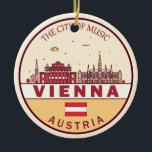 Wenen Oostenrijk City Skyline Emblem Keramisch Ornament<br><div class="desc">Wenen minimalistisch,  kleurrijk kunstontwerp met monumenten en landmerken van de stad in Oostenrijk.</div>