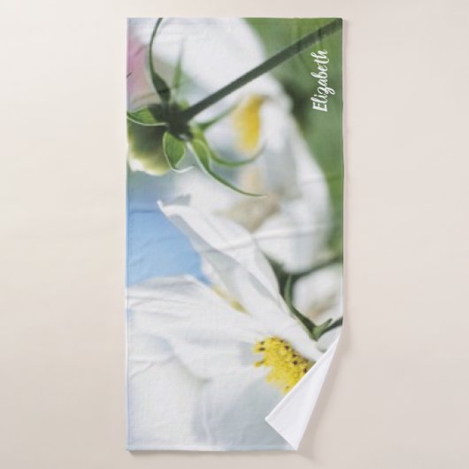 Wensen met witte madeliefjes gepersonaliseerd badhanddoek (Badhanddoek)