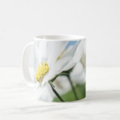 Wensen met witte madeliefjes gepersonaliseerd koffiemok (Voorkant links)
