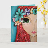 Wenskaart - Speelse meisje in pose Kaart (Gele Bloem)