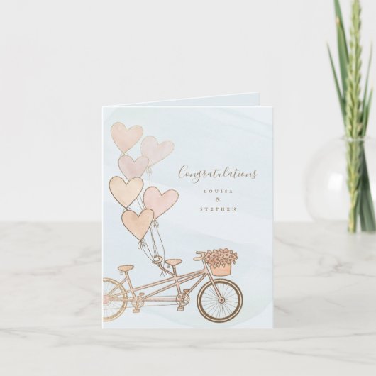 Wenskaart van tandemfiets en hartballonnen aankondiging (Voorkant)