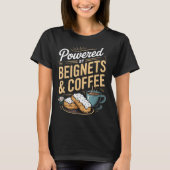 Wered By Beignets And Coffee Funny New Orleans Quo T-shirt (Voorkant)
