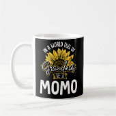 Wereld vol oma's, wees een momo koffiemok (Links)