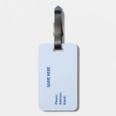 Wereld wereldbol tour en vlaggen op lichtblauw bagagelabel (Achterkant verticaal)