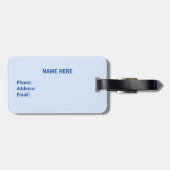 Wereld wereldbol tour en vlaggen op lichtblauw bagagelabel (Achterkant horizontaal)