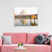 Wereldberoemde Taj Mahal tempel begraafplaats bij Canvas Afdruk (Insitu (Woonkamer))