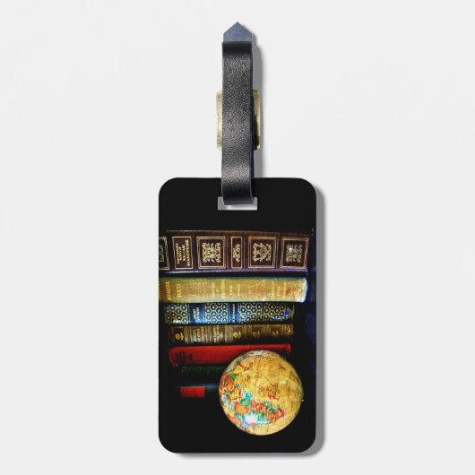  Wereldbol en boeken Bagagelabel (Achterkant verticaal)