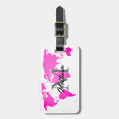Wereldkaart Monogrammen Reiziger roze moderne Bagagelabel (Voorkant verticaal)