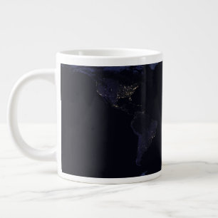 Wereldkaart 's Nachts licht de stad van de aarde. Grote Koffiekop
