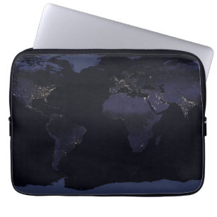 Wereldkaart 's Nachts licht de stad van de aarde. Laptop Sleeve