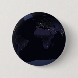 Wereldkaart 's Nachts licht de stad van de aarde. Ronde Button 5,7 Cm