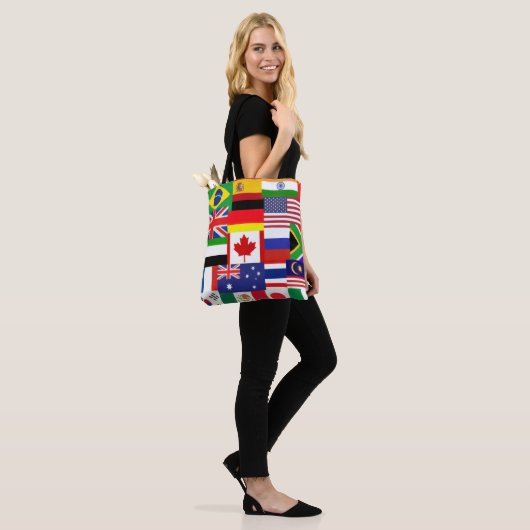 Wereldvlaggen Tote Bag (Op model)