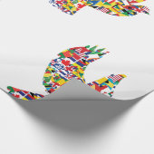 Wereldvredesduif gemaakt van internationale vlagge cadeaupapier (Hoek)