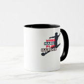 Werk Hard Speel zo hard Vrouw Voetballer Classi Mok (Voorkant rechts)