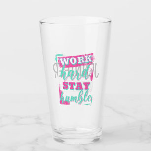 Werk hard voor nederig verblijf glas
