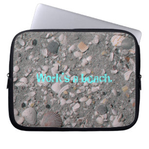 Werk is een strand. laptop sleeve